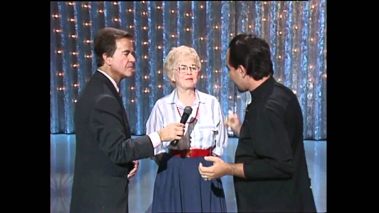 Live Dick Clark Presents 01 Max Maven Magic Performance