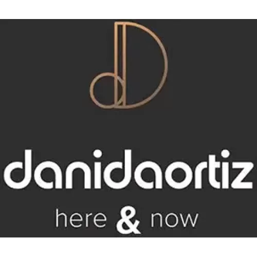 Here & Now (1-4) by Dani Daortiz