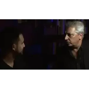 Dos Espectadores by Anthony Blake