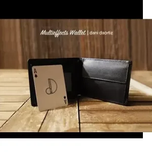 Multi-Effect Wallet by Dani Daortiz