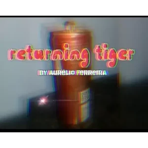 Returning Tiger By Aurélio Ferreira