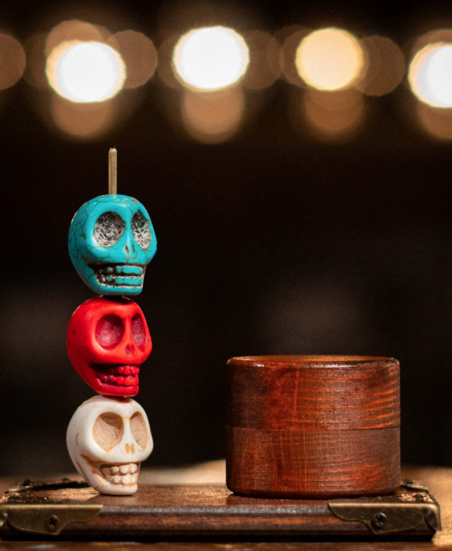 Andy Nyman – Three Skulls on a Spike