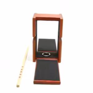 The Ring and Box Trick (Kenard Mystery Box) by Mel Babcock